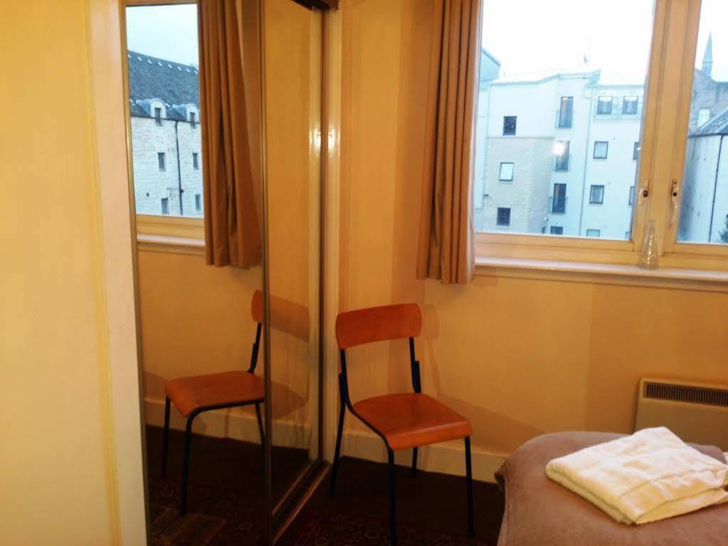 Edinburgh City Center Coady Apartment Sleeps 5 Free Car Park Space Kültér fotó